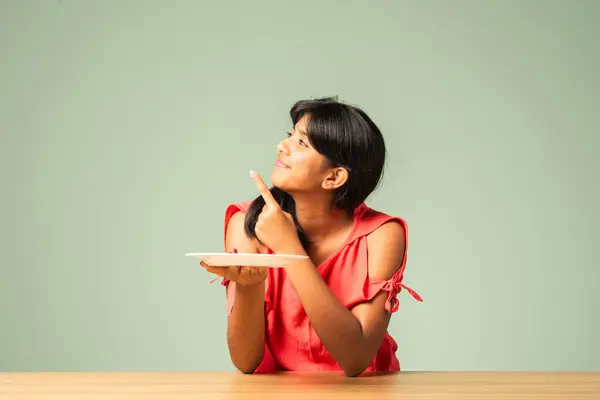 costumbres al comer y etiquetas